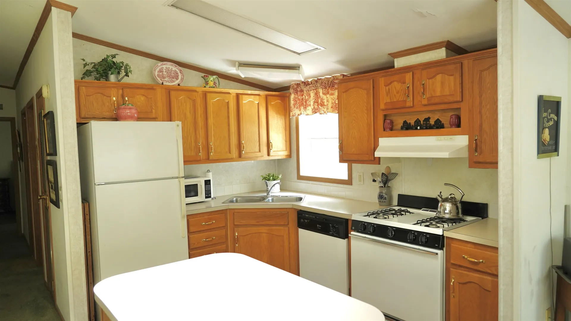 132A Robin Hood Drive Exeter NH 03833
