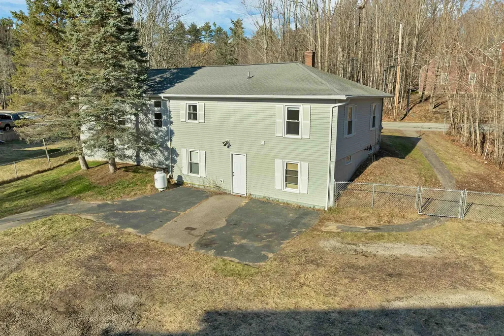 12 Elm Street Sanford ME 04083
