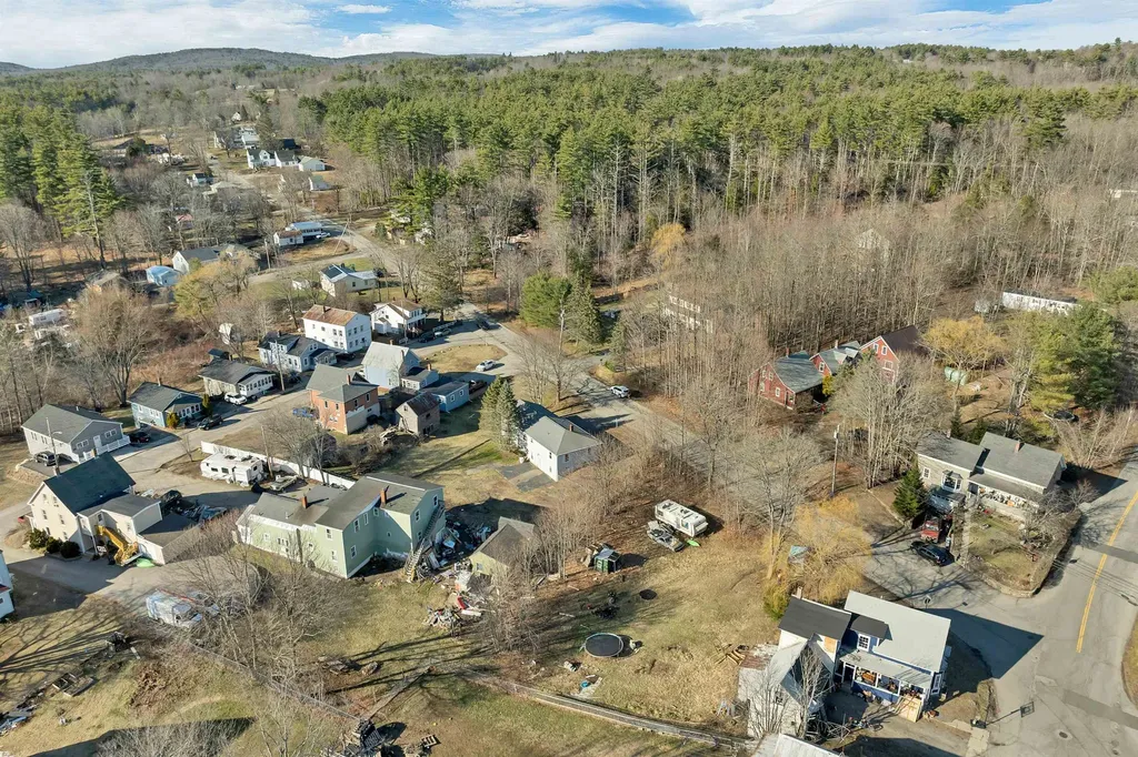 12 Elm Street Sanford ME 04083