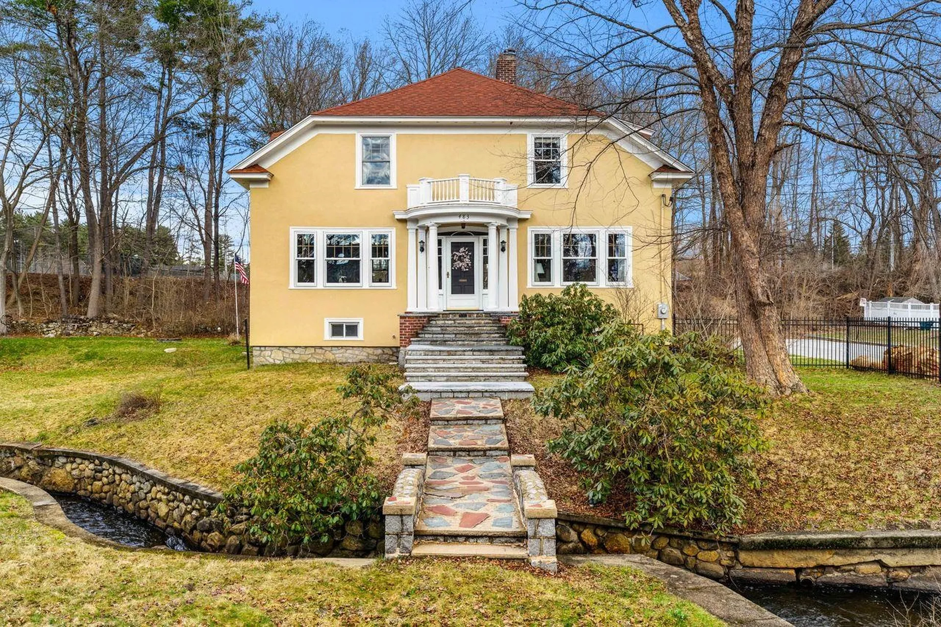 483 Walnut Street Manchester NH 03104