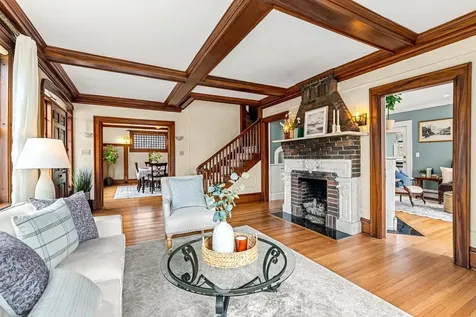 483 Walnut Street Manchester NH 03104