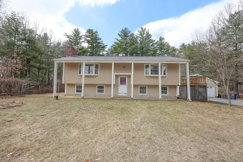 12 Forest Lane Litchfield NH 03052