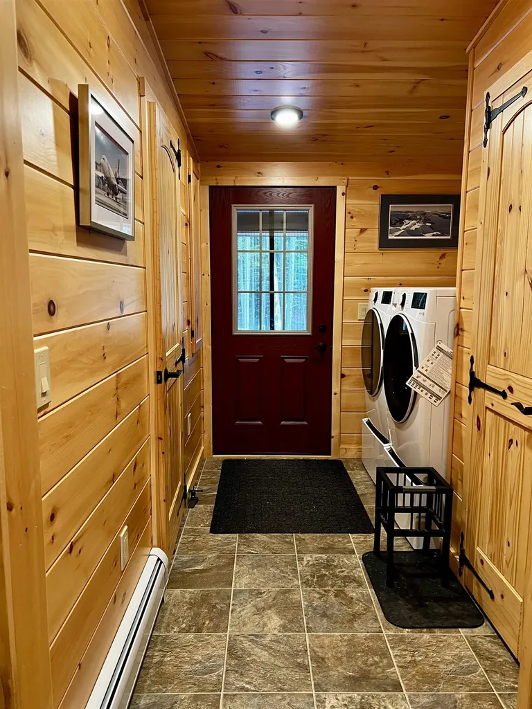 2243 West Lake Road Poultney VT 05774