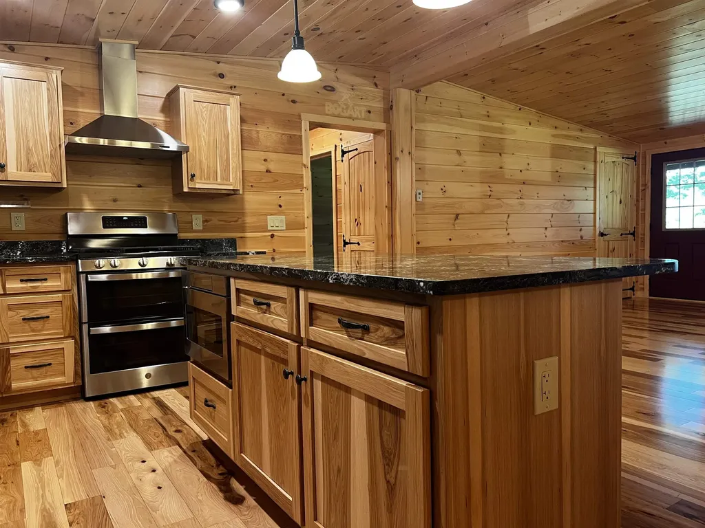 2243 West Lake Road Poultney VT 05774
