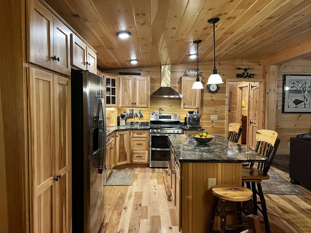 2243 West Lake Road Poultney VT 05774