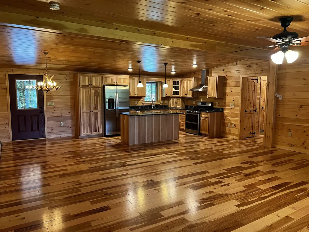 2243 West Lake Road Poultney VT 05774