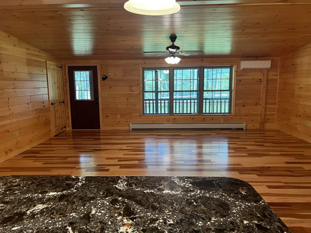 2243 West Lake Road Poultney VT 05774