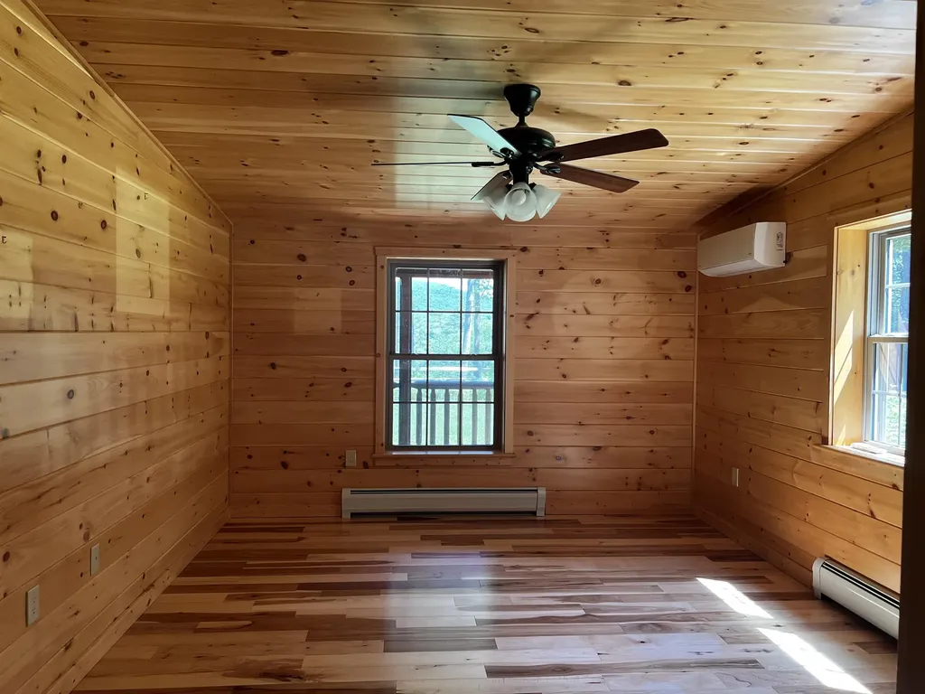 2243 West Lake Road Poultney VT 05774