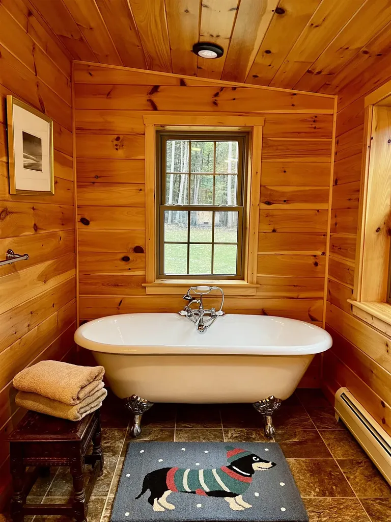 2243 West Lake Road Poultney VT 05774