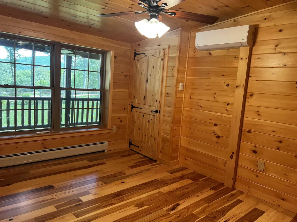 2243 West Lake Road Poultney VT 05774