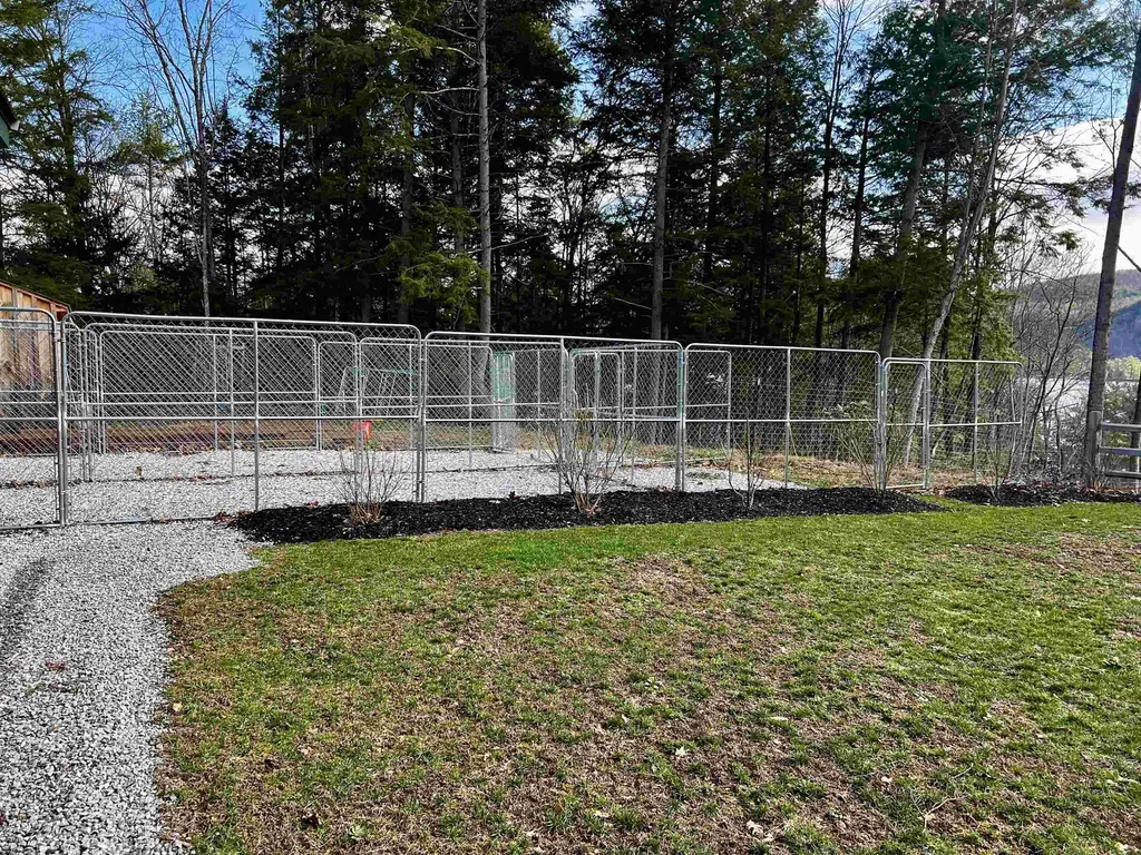 2243 West Lake Road Poultney VT 05774