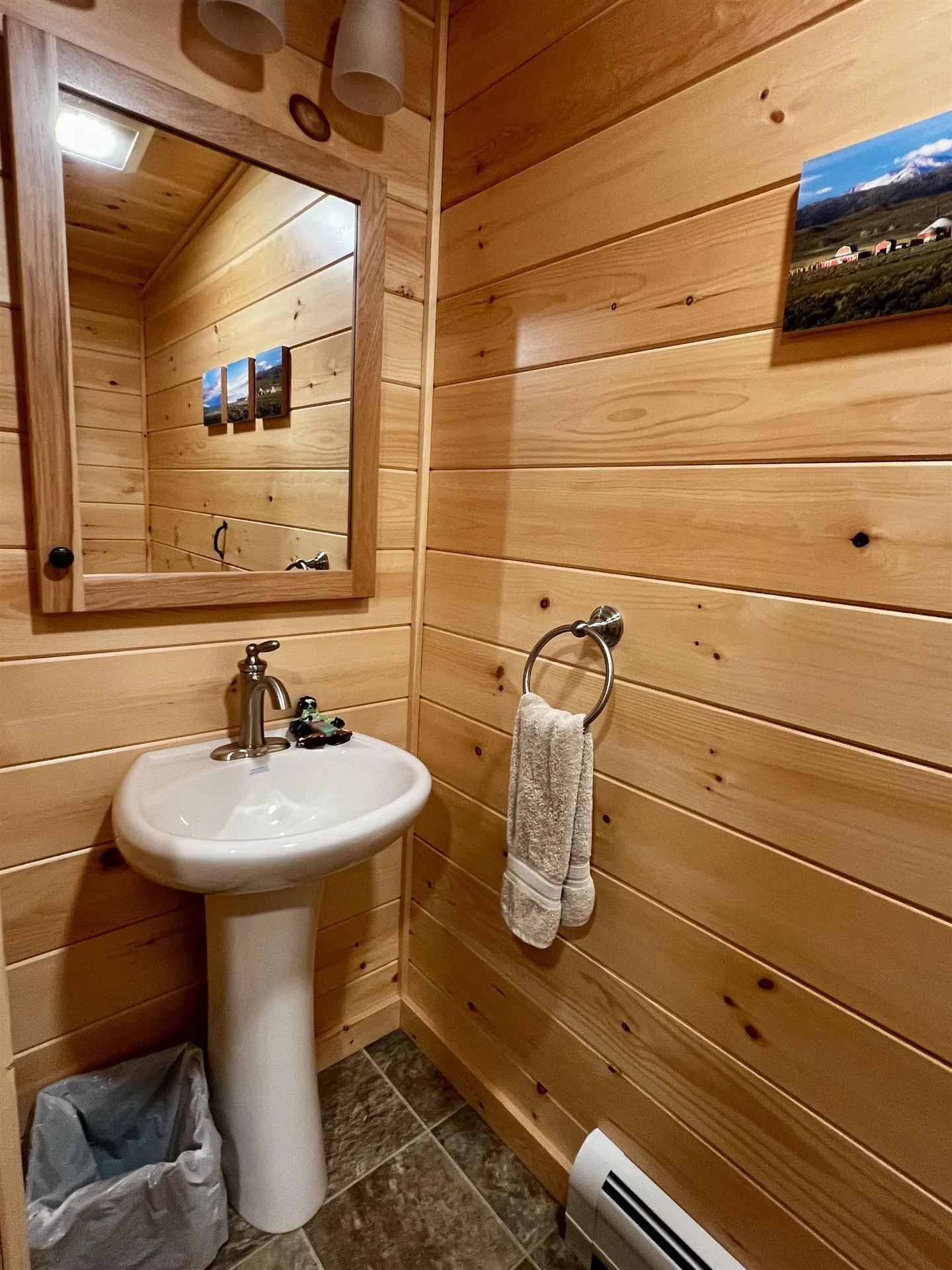 2243 West Lake Road Poultney VT 05774