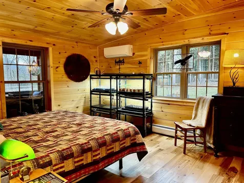 2243 West Lake Road Poultney VT 05774