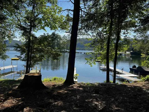 2243 West Lake Road Poultney VT 05774