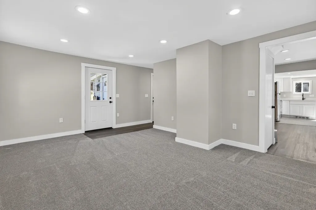 135 George Street Keene NH 03431