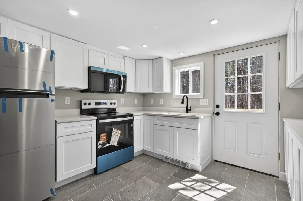 135 George Street Keene NH 03431