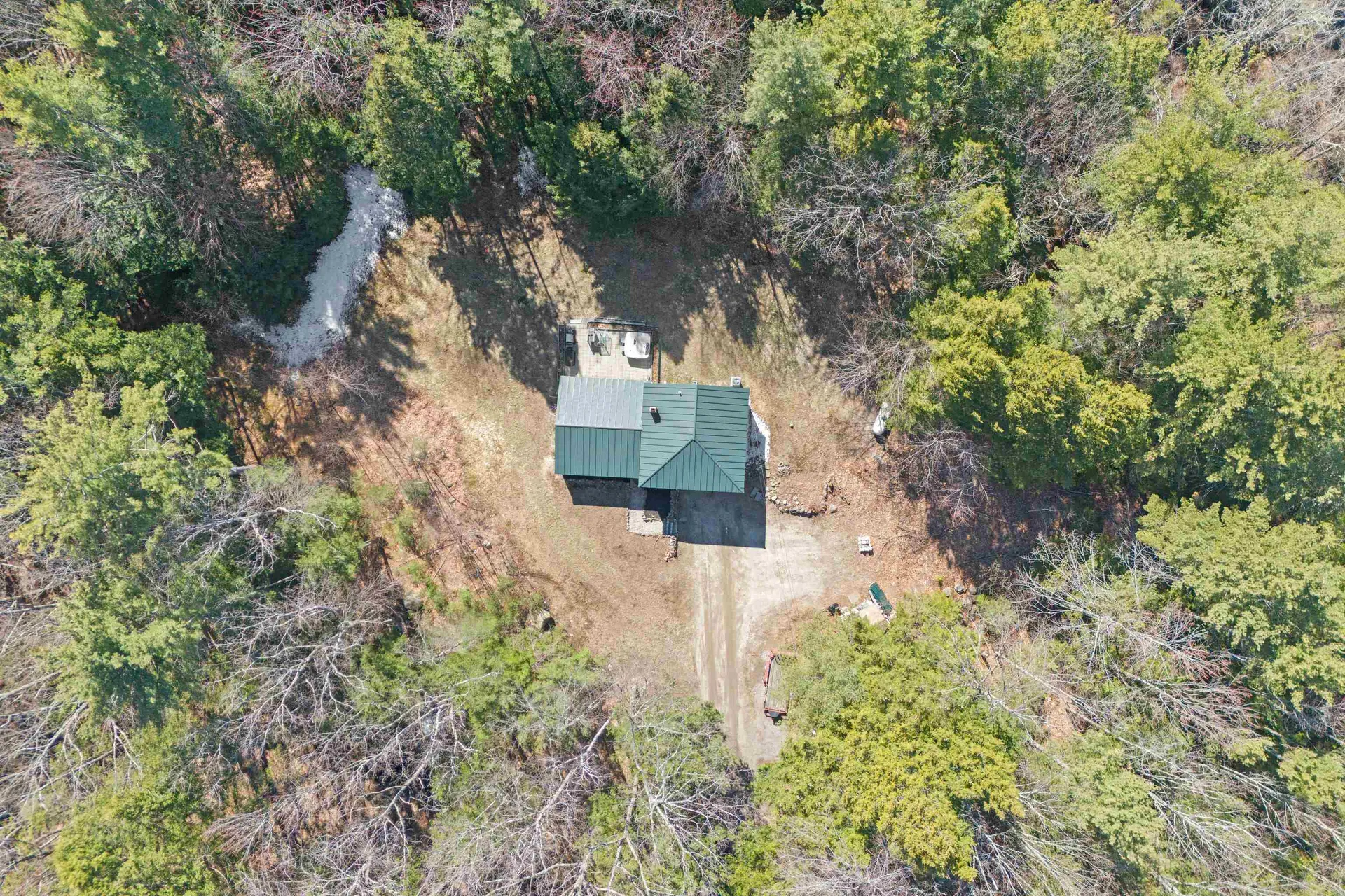 567 N Stark Highway Weare NH 03281