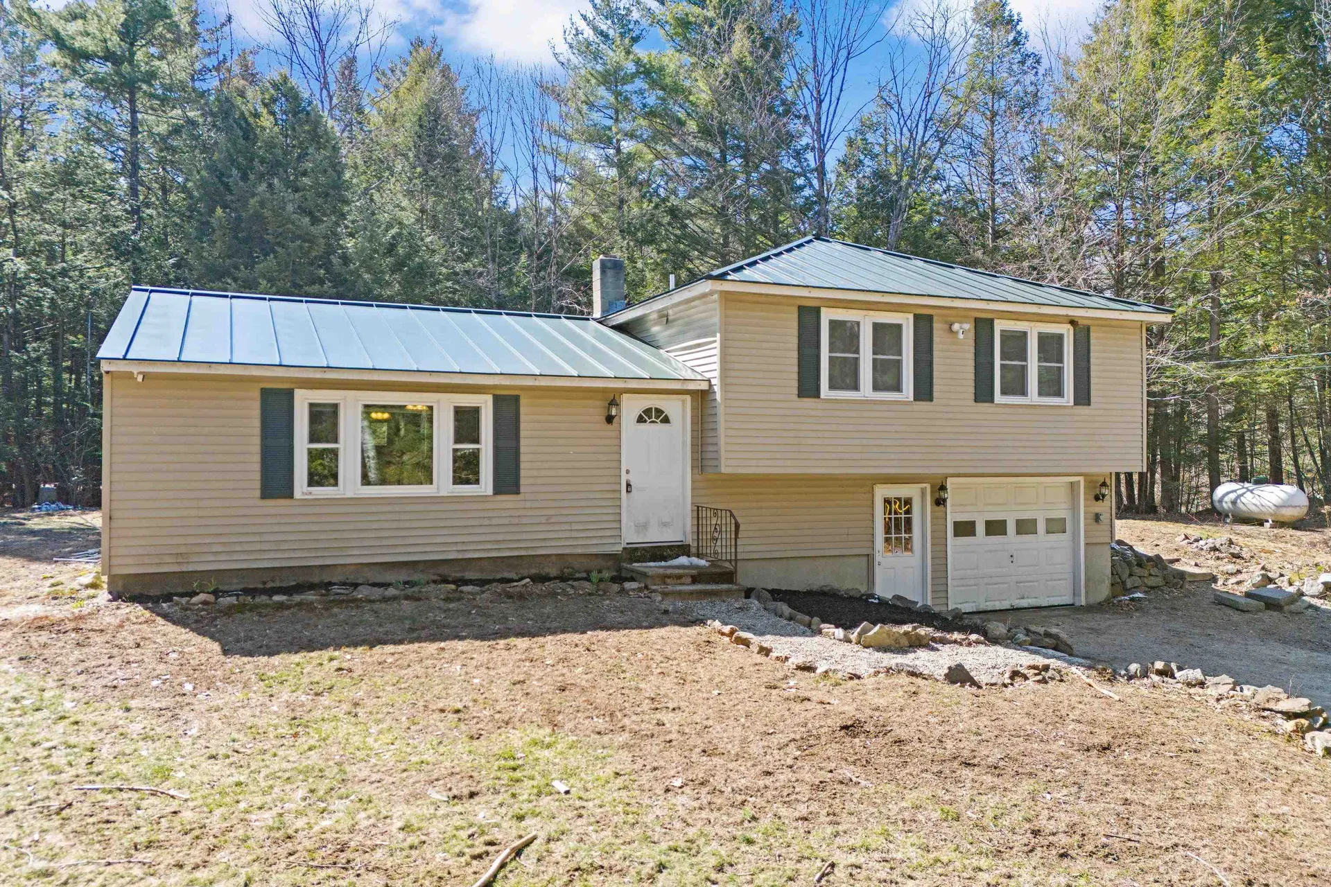 567 N Stark Highway Weare NH 03281