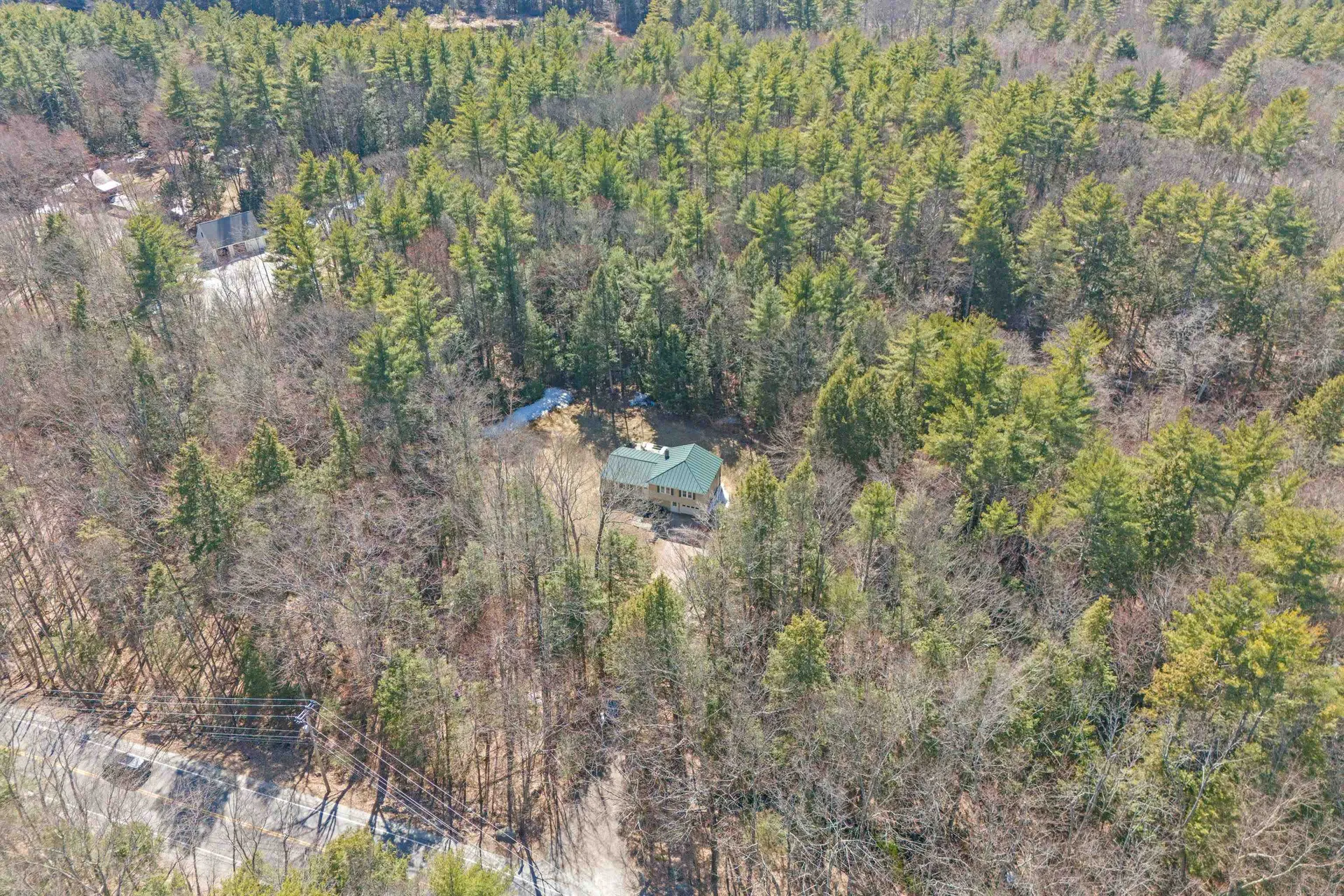 567 N Stark Highway Weare NH 03281