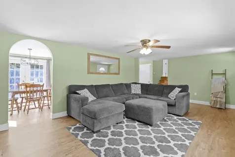 567 N Stark Highway Weare NH 03281