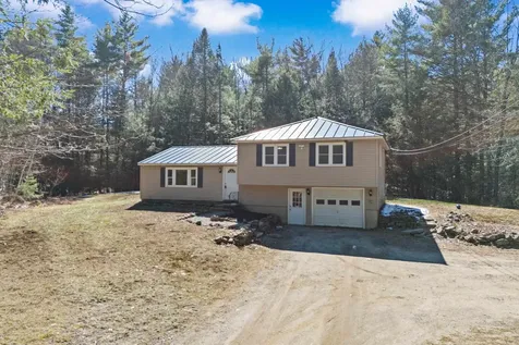567 N Stark Highway Weare NH 03281