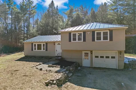 567 N Stark Highway Weare NH 03281