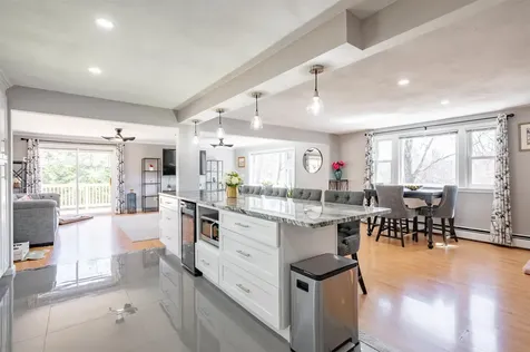 103 Jay Road Merrimack NH 03054