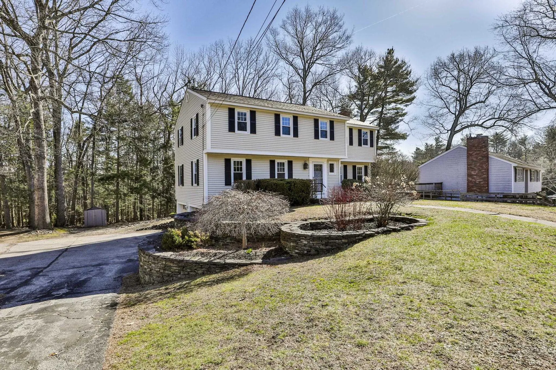 13 Cider Lane Nashua NH 03063