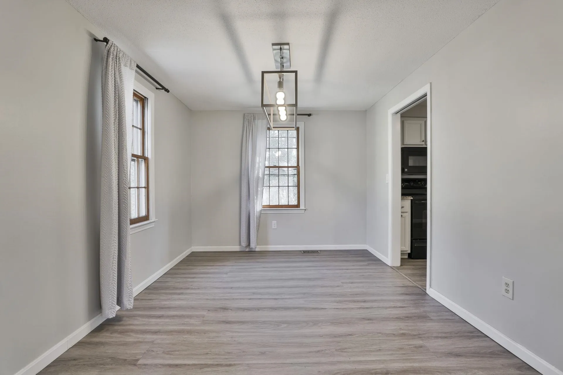 13 Cider Lane Nashua NH 03063