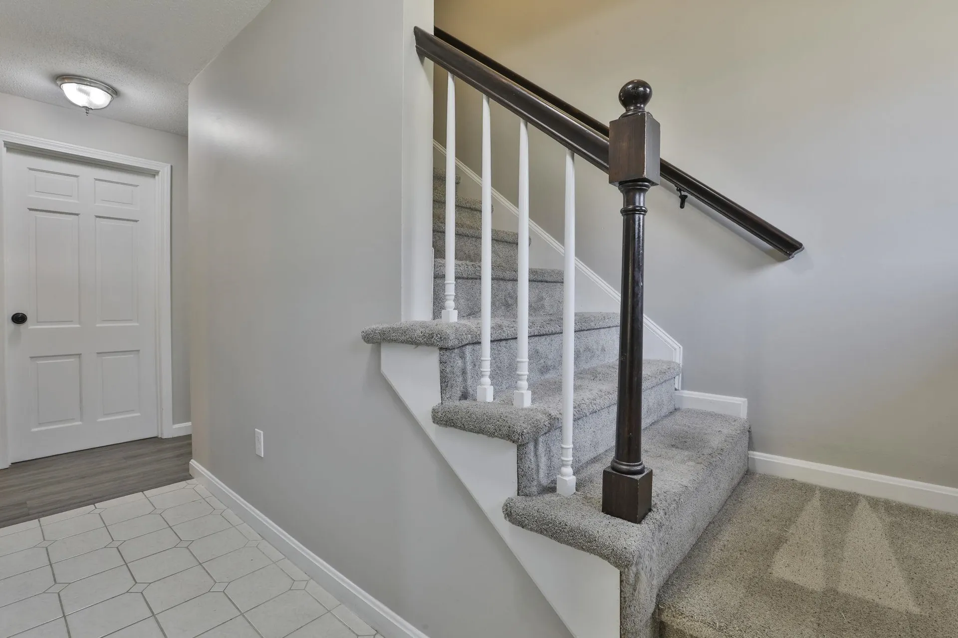 13 Cider Lane Nashua NH 03063