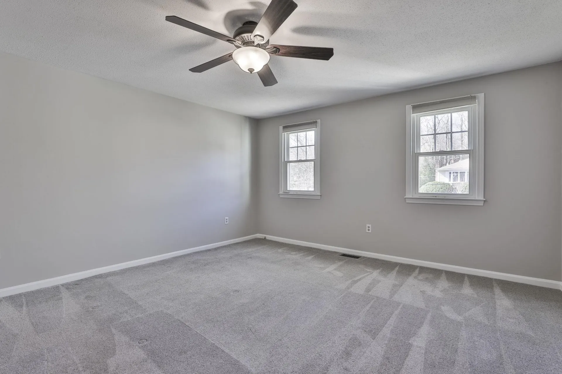 13 Cider Lane Nashua NH 03063