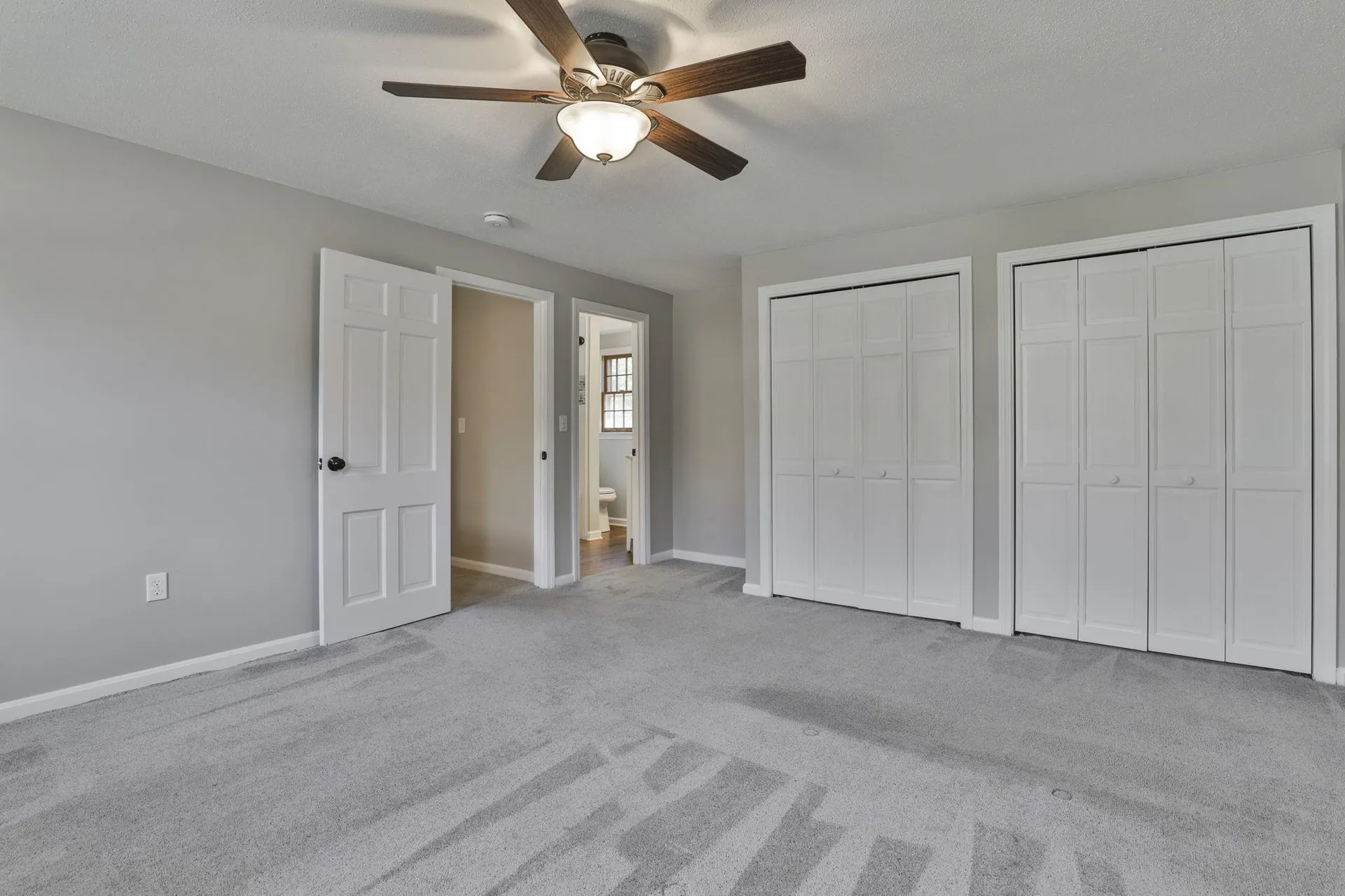 13 Cider Lane Nashua NH 03063
