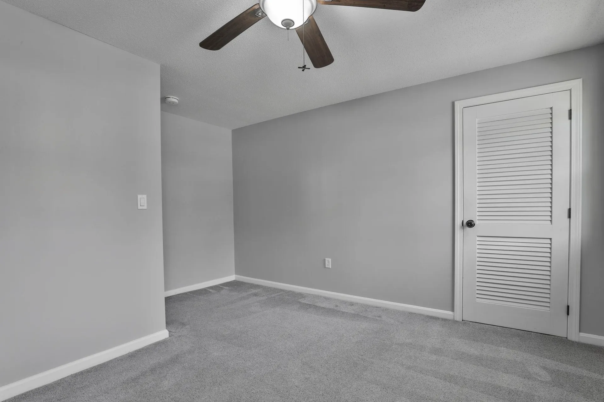 13 Cider Lane Nashua NH 03063