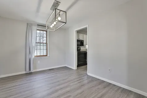 13 Cider Lane Nashua NH 03063