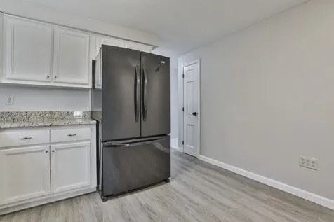 13 Cider Lane Nashua NH 03063