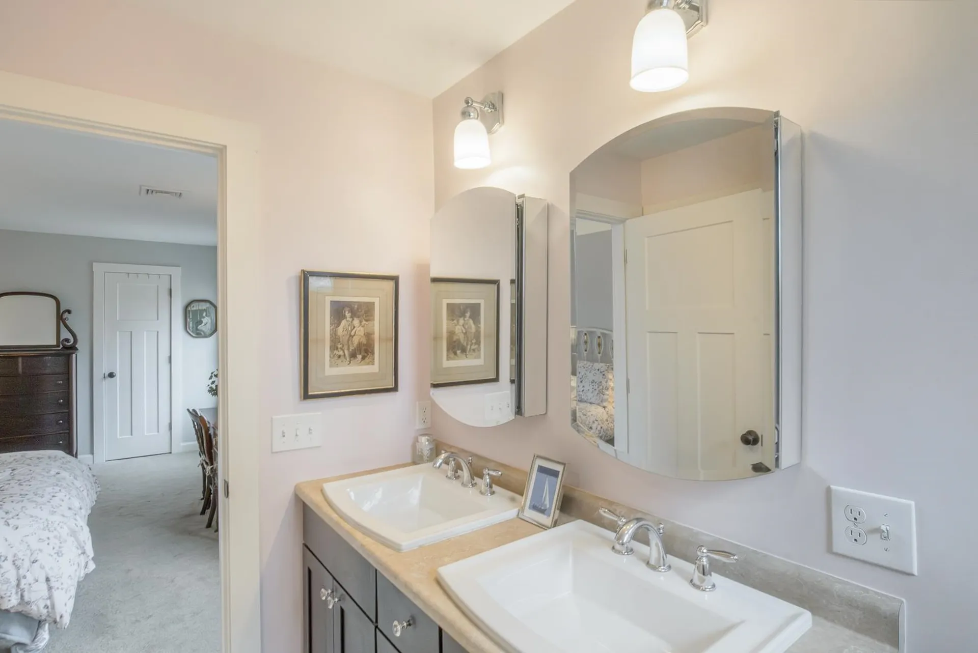425 Pleasant Street Rollinsford NH 03869