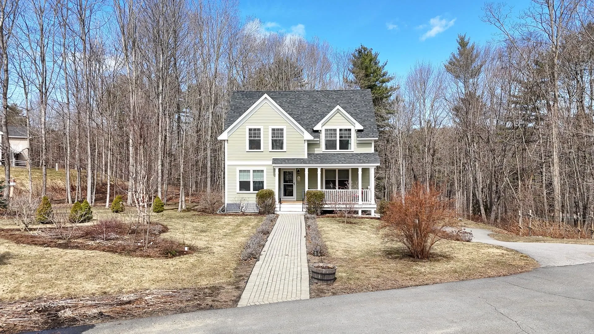 425 Pleasant Street Rollinsford NH 03869
