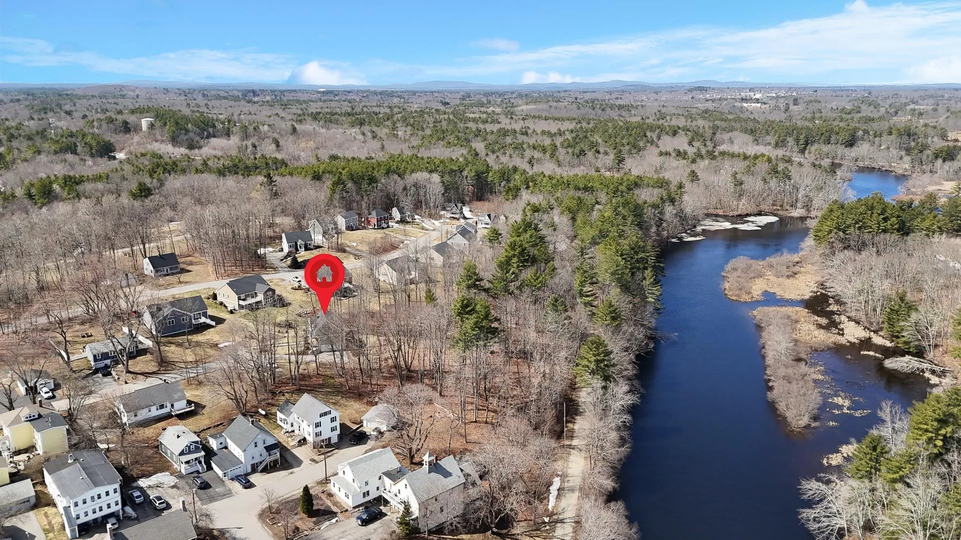 425 Pleasant Street Rollinsford NH 03869