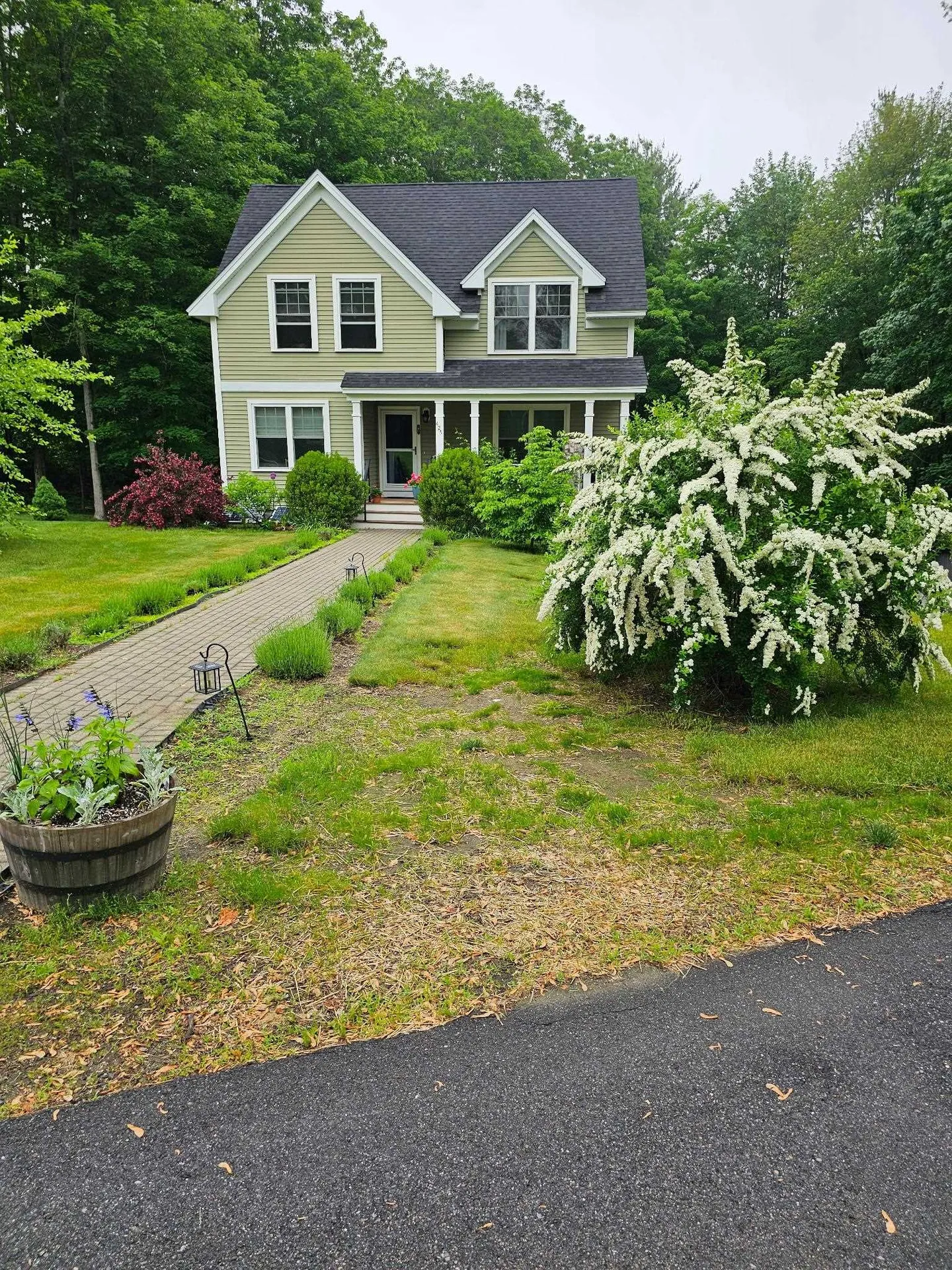 425 Pleasant Street Rollinsford NH 03869