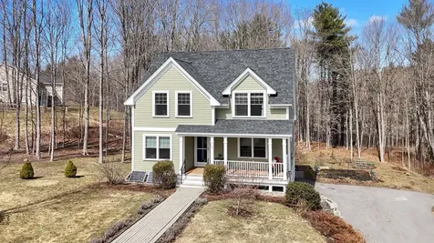 425 Pleasant Street Rollinsford NH 03869