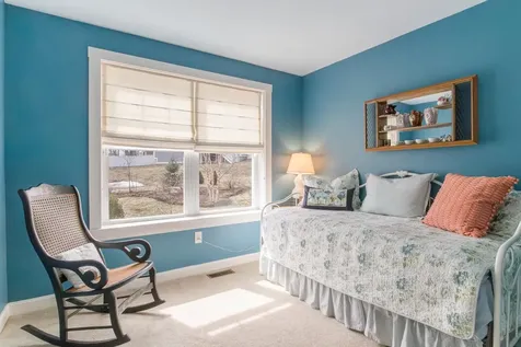 425 Pleasant Street Rollinsford NH 03869
