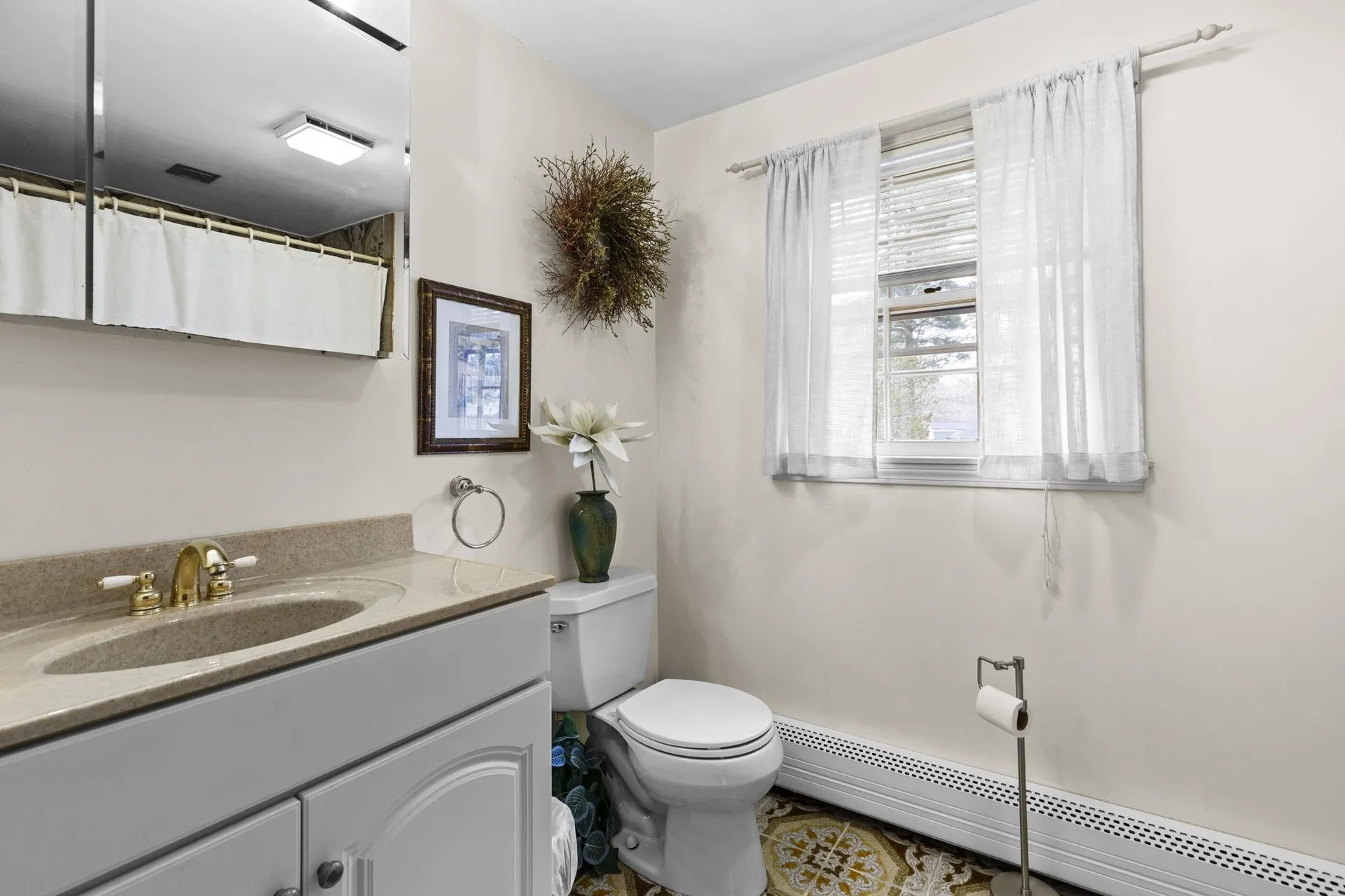 76 Tehias Road Rye NH 03870