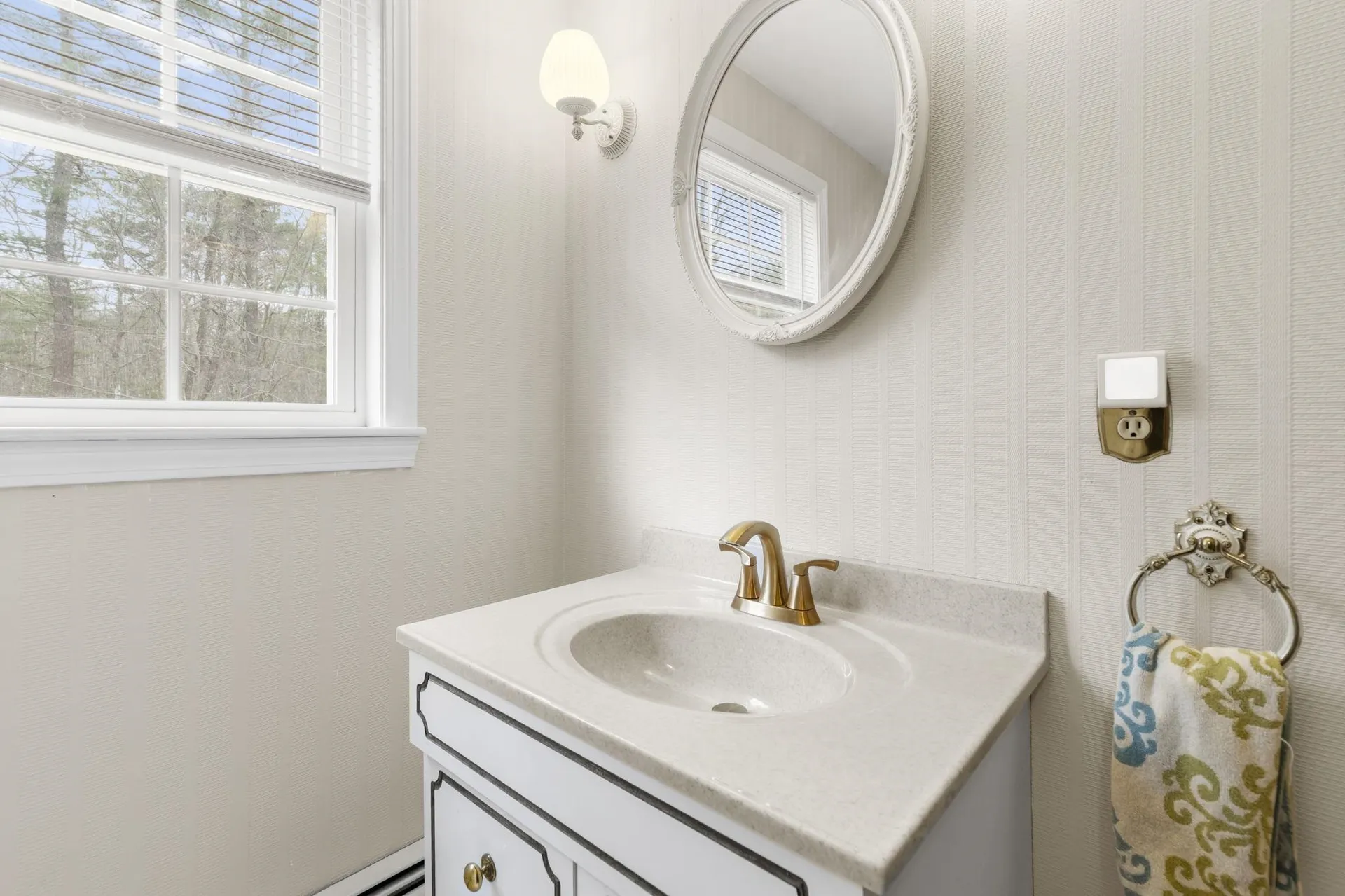 76 Tehias Road Rye NH 03870