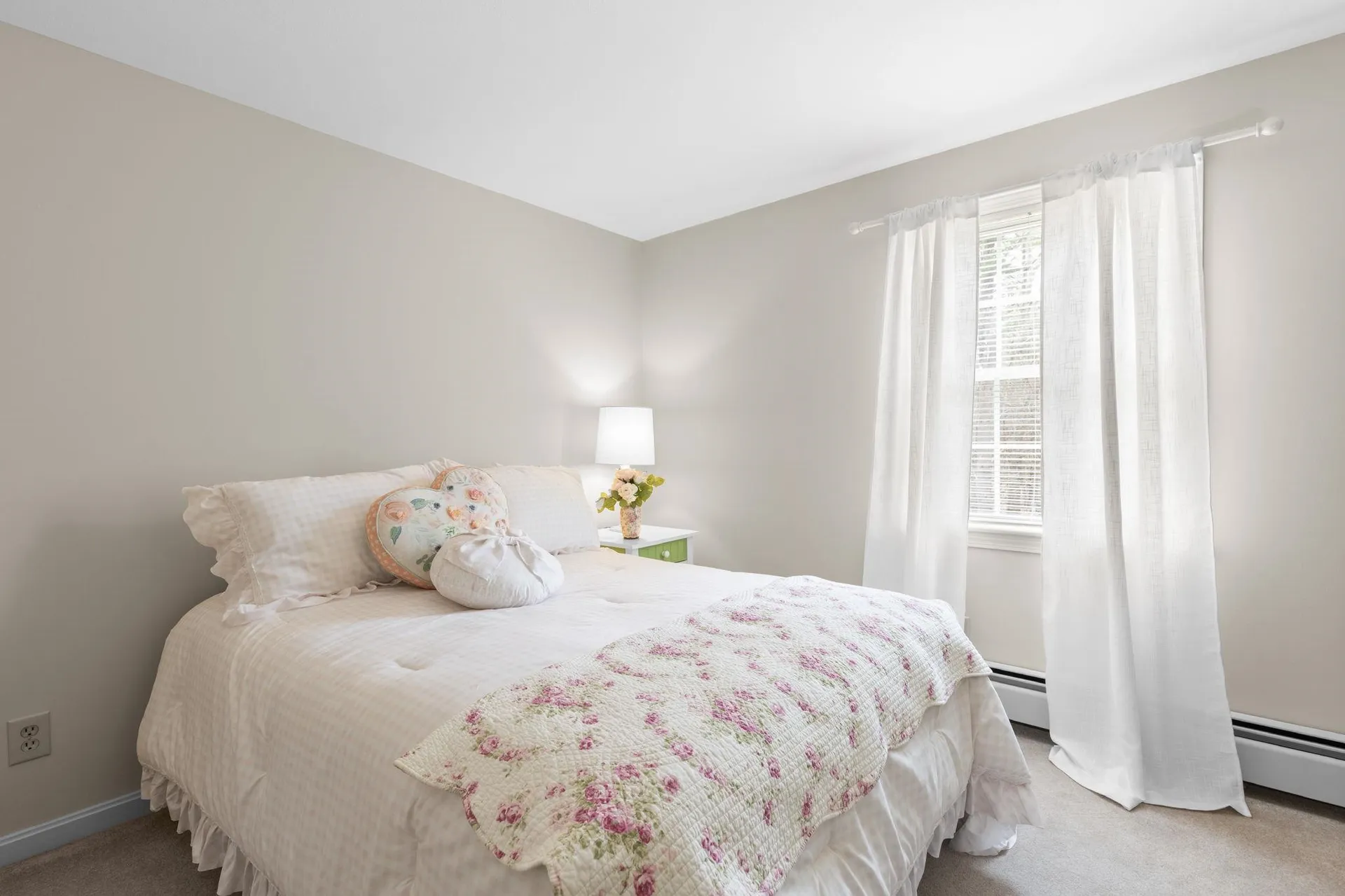 76 Tehias Road Rye NH 03870