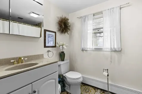 76 Tehias Road Rye NH 03870