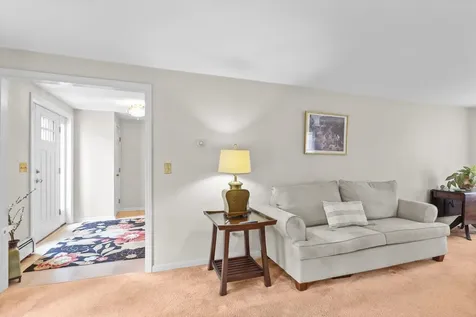 76 Tehias Road Rye NH 03870