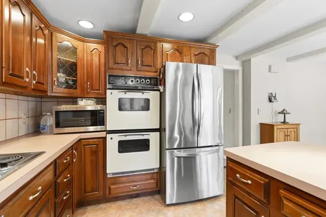 76 Tehias Road Rye NH 03870