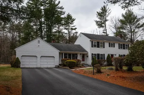 76 Tehias Road Rye NH 03870