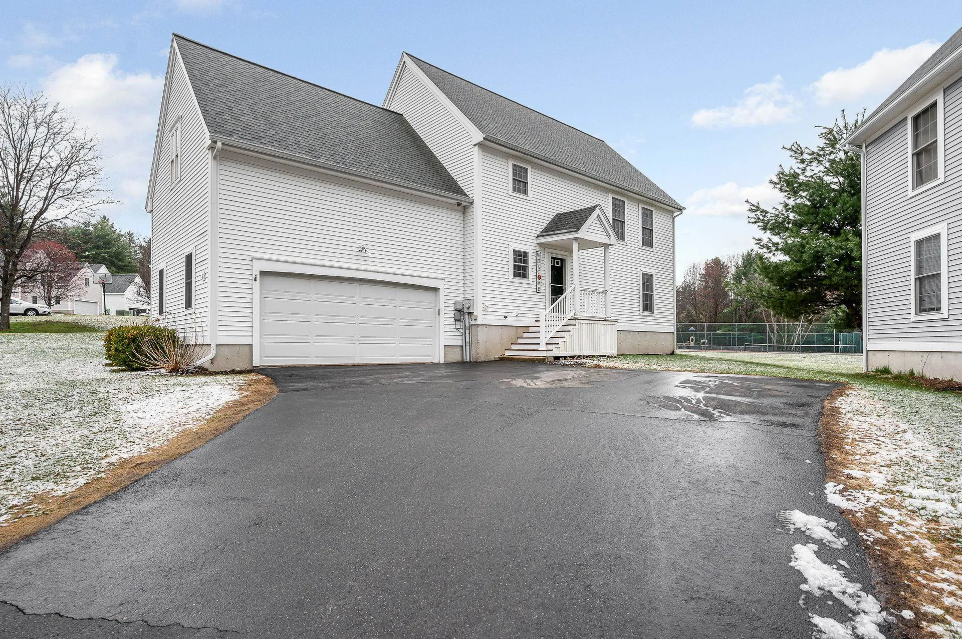 61 Barbara Lane Hudson NH 03051