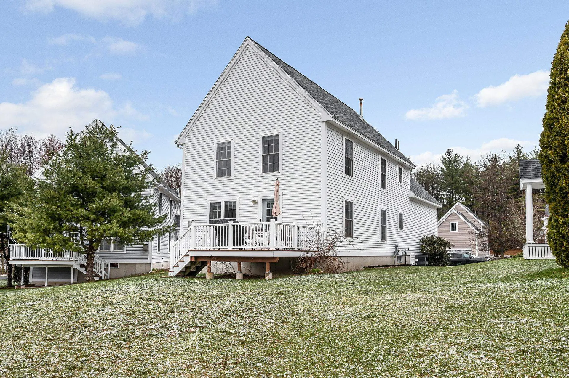 61 Barbara Lane Hudson NH 03051